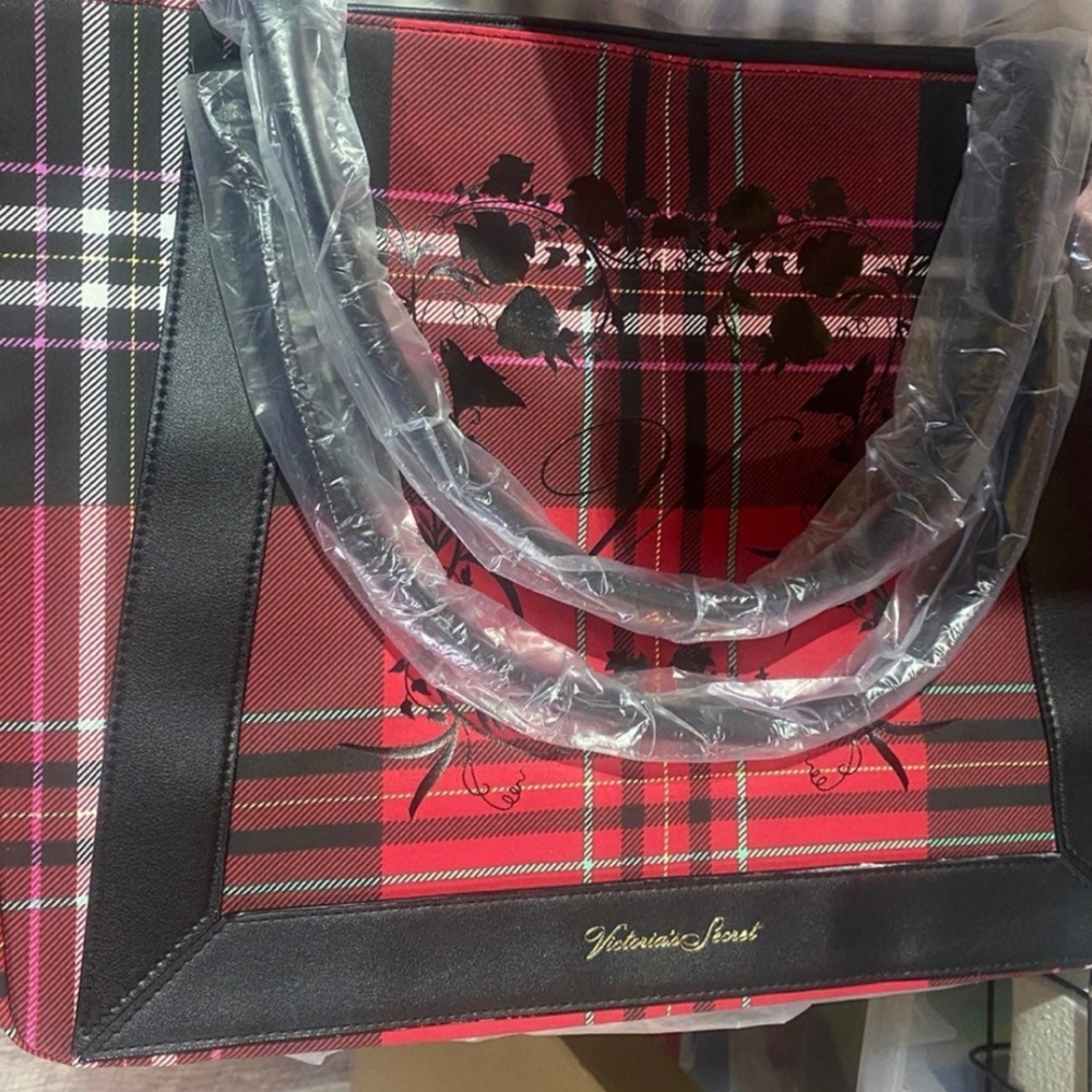 Victorias secret zipper tote NWT—red plaid with black handles and floral design
